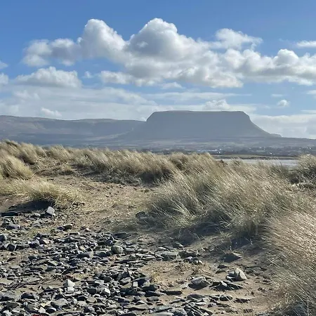 Grogagh Hill Ferienhaus *